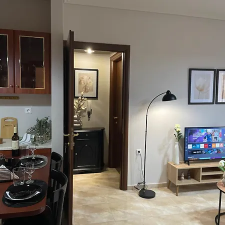 Apartamento The Hidden Karpenísion